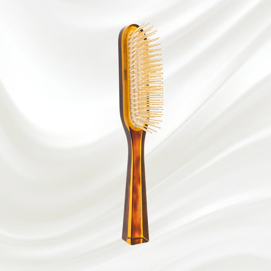 THE ULTIMATE DETANGLING HAIR BRUSH