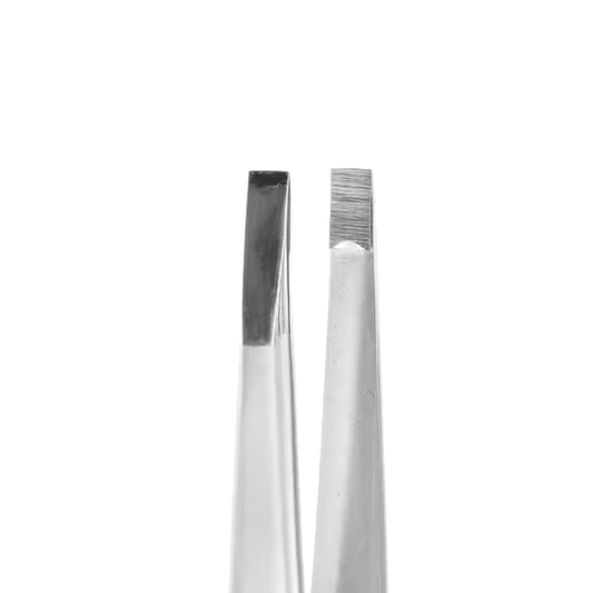 THE PROFESSIONAL WIDE STRAIGHT TWEEZERS