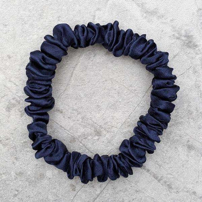 THE SILKKI SLIM SILK SCRUNCHIE