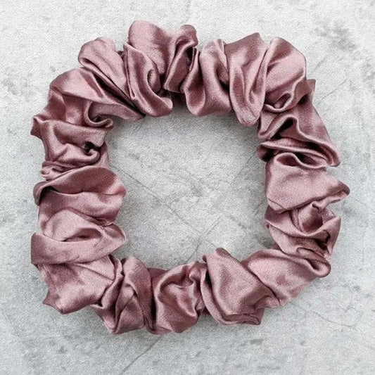 THE SILKKI SILK SCRUNCHIE