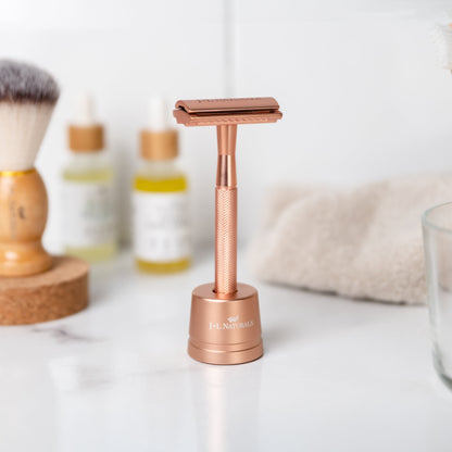 THE REUSABLE RAZOR SET